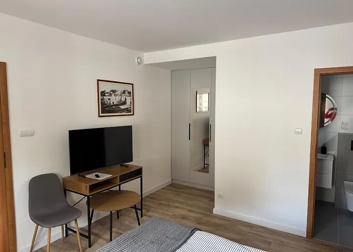 Lesne Zacisze 2 * Swornegacie